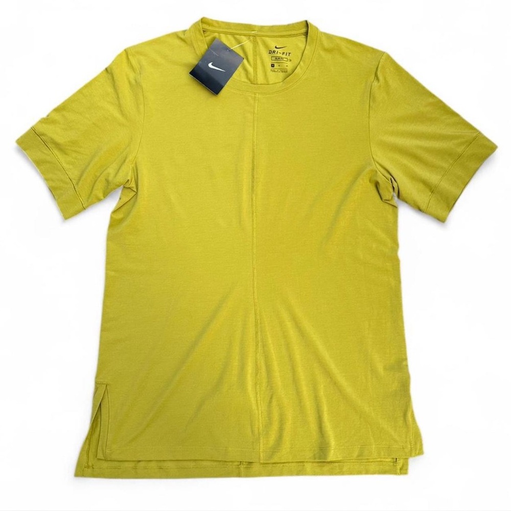 Nike *NWT Men's Dri-FIT Slim Fit Short SleeveTop | M